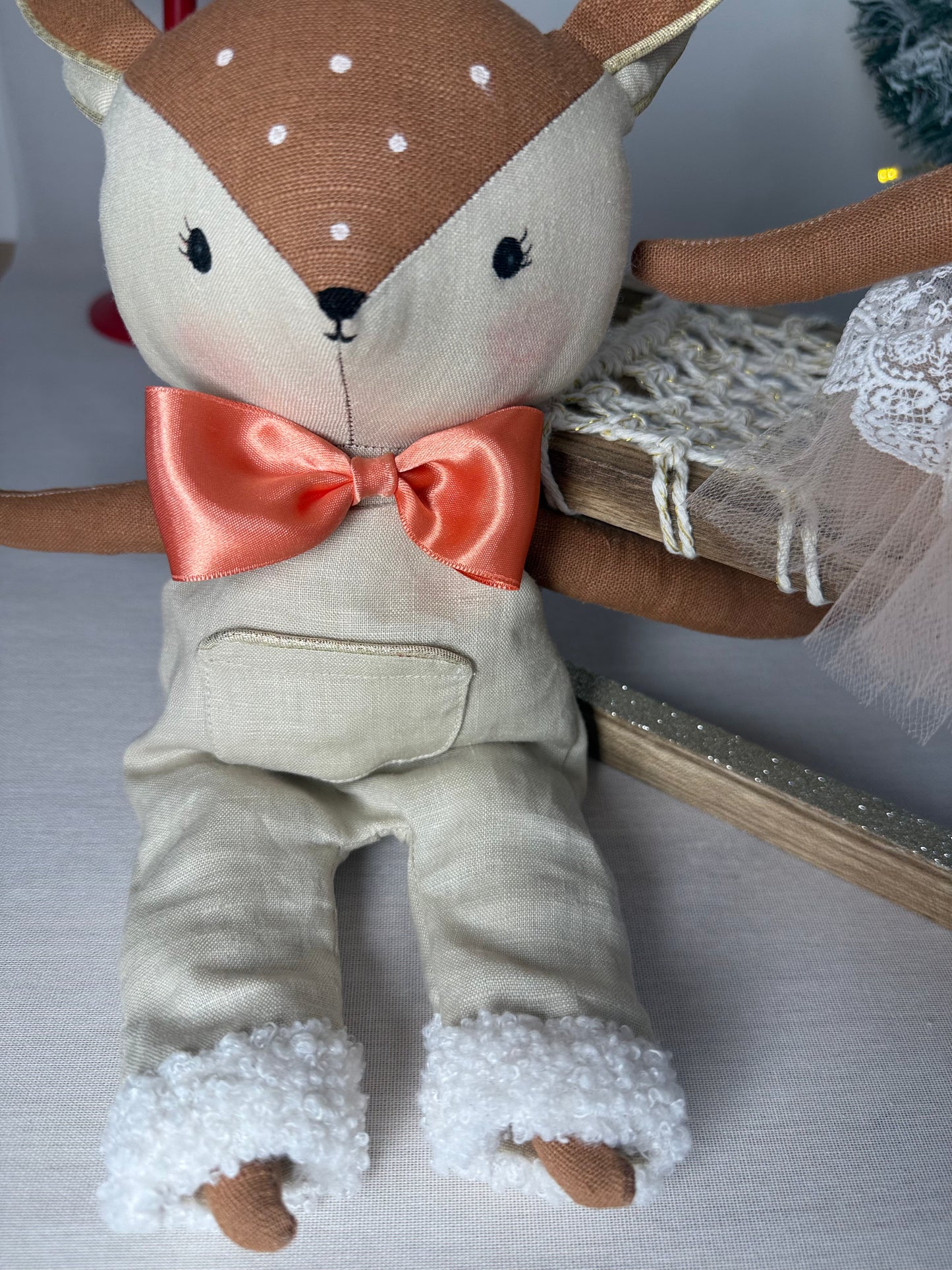 Renne Ruben-Salopette en lin et noeud papillon satin