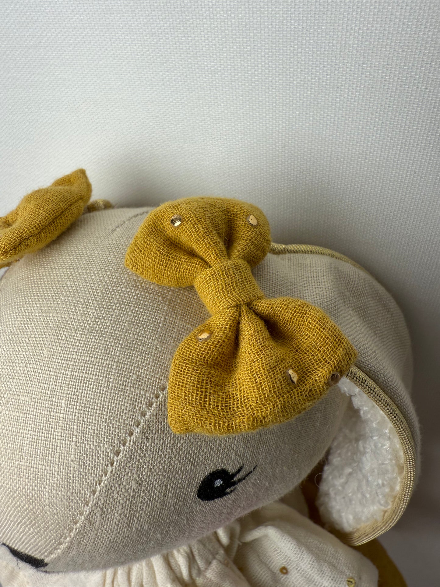 Lapine Lilou-robe moutarde en double gaze à pois dorés