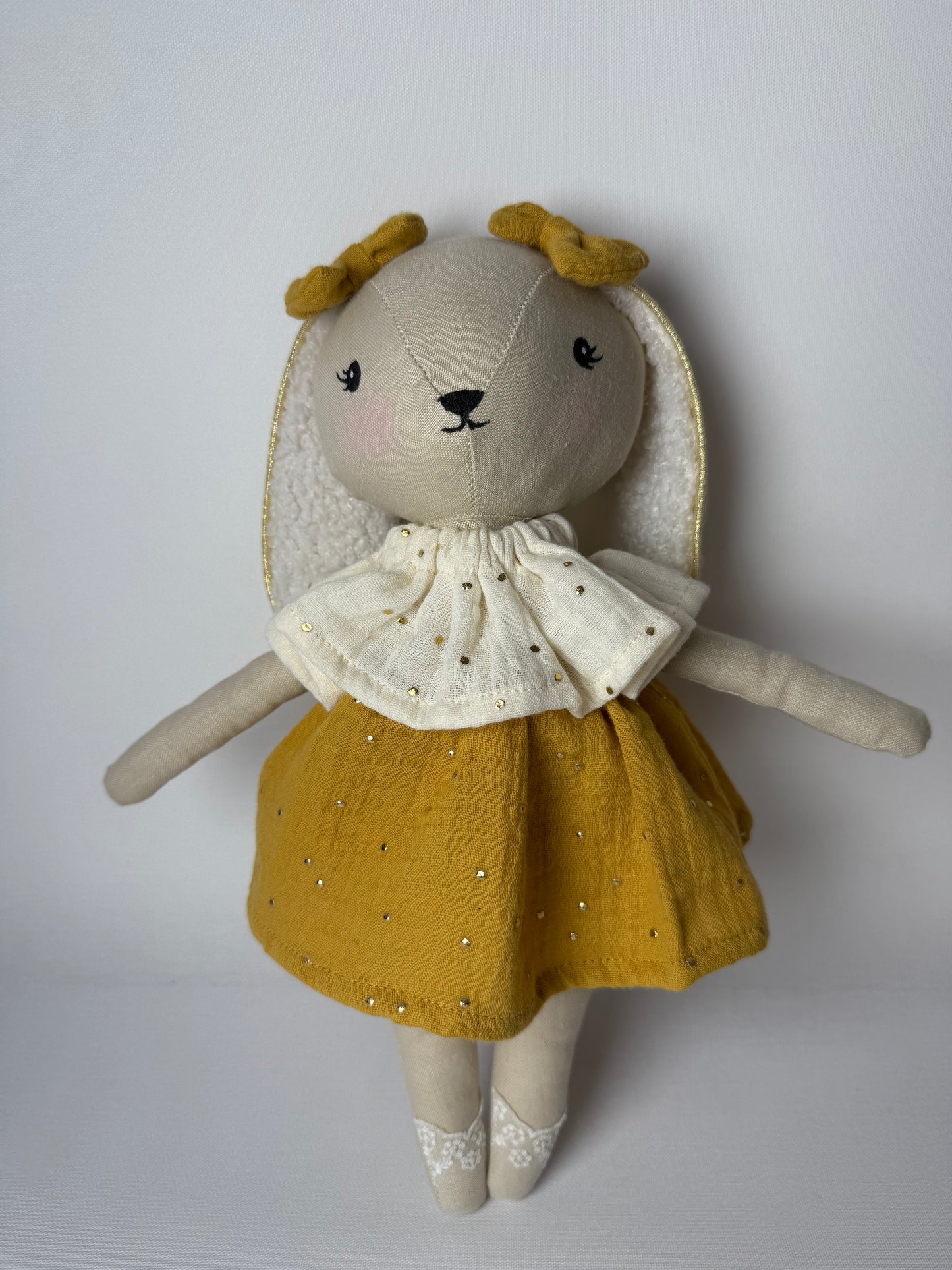 Lapine Lilou-robe moutarde en double gaze à pois dorés